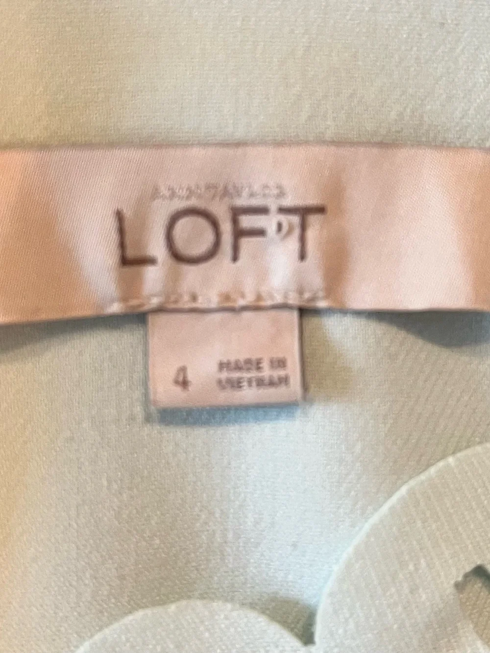 LOFT Scalloped Lazer Cut Knee Length Light Blue Dress Size 4